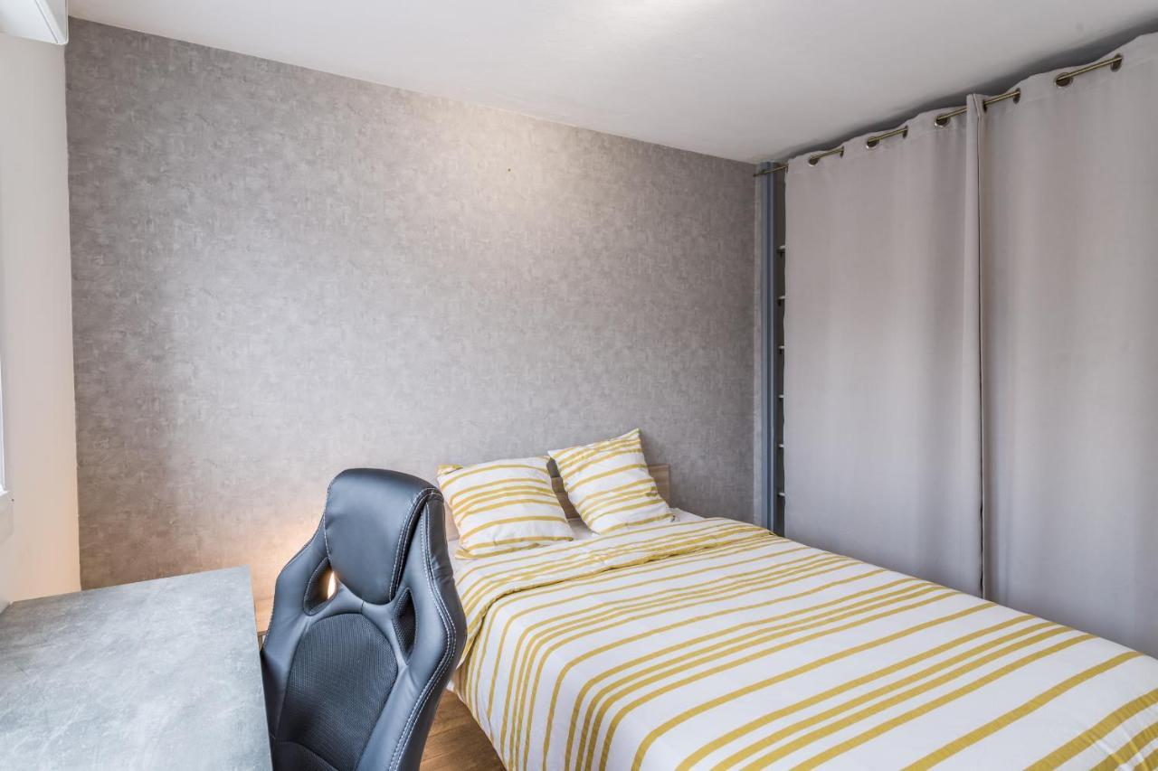 Spacieux Appartement - 6 Personnes - Parking Gratuit Saint-André-les-Vergers Eksteriør billede